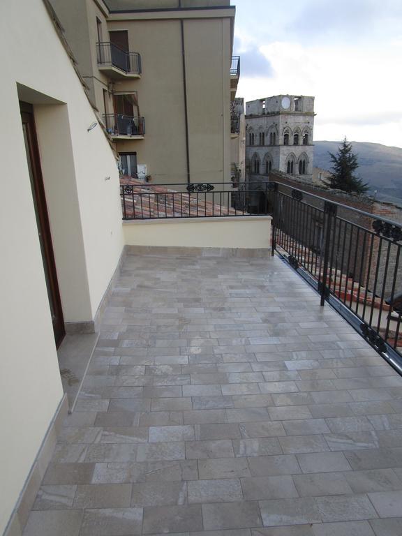 Residence Ventimiglia Gangi Zewnętrze zdjęcie